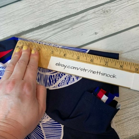 Nygard Women's Floral Shirt 2XL Blue & White Soft Stretch V Neck Pullover Boho - Picture 9 of 12